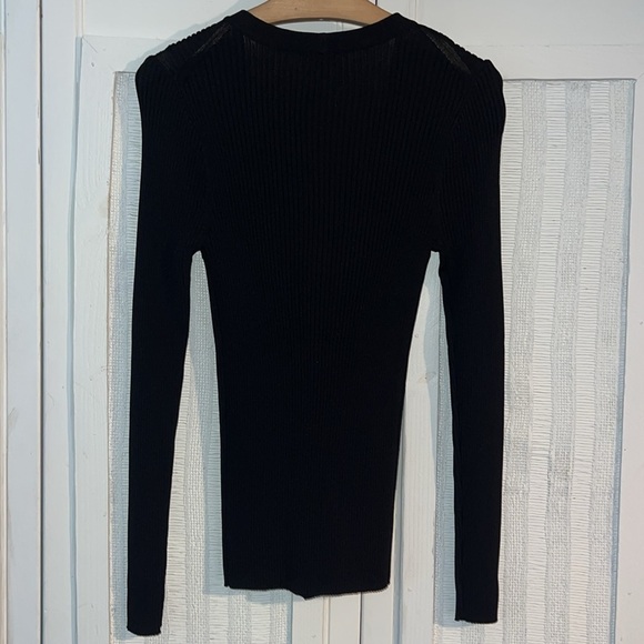 STAUD Cargo Knit Sweater - floral buttons size L - Picture 9 of 9